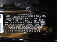 Load image into Gallery viewer, RADIATOR FAN ASSEMBLY Sorento Santa Fe 2010 10 2011 11 12 13 3.5L - NW64186
