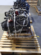 Load image into Gallery viewer, THROTTLE BODY Mountaineer Mustang Explorer 04 05 - 10 - NW340567
