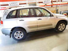 Load image into Gallery viewer, CRUISE CONTROL COMPUTER RAV4 RAV 4 2001 01 02 03 4x4 - NW38463
