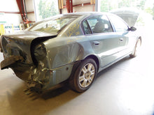 Load image into Gallery viewer, AC CONDENSER Nissan Altima Maxima 2002 02 03 04 05 - 08 - NW43721
