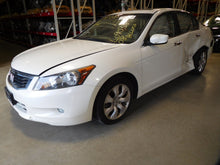 Load image into Gallery viewer, RADIATOR FAN ASSEMBLY Honda Accord 2008 08 2009 09 2010 10 Left - NW63959
