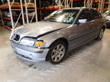 Load image into Gallery viewer, Fog Light BMW 320i 330i 325i 2002 02 2003 03 2004 04 2005 05 - NW82035
