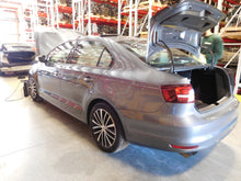 Load image into Gallery viewer, ECU ECM COMPUTER Volkswagen Jetta 2015 15 2016 16 - NW62753
