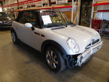 Load image into Gallery viewer, FOG LIGHT Mini Cooper 2002 02 03 04 05 06 07 08 Left - NW82271
