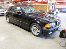 Load image into Gallery viewer, BODY CONTROL MODULE BMW 318I 323I 328I M3 Z3 98 - 02 - NW28831
