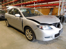 Load image into Gallery viewer, RADIATOR FAN ASSEMBLY Mazda 3 2004 04 05 06 07 08 09 - NW64242
