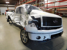 Load image into Gallery viewer, REAR DRIVE SHAFT Ford F150 Pickup 2013 13 2014 14 - NW143291
