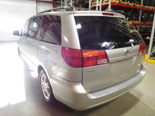 Load image into Gallery viewer, AMPLIFIER Toyota Sienna 2004 04 2005 05 - NW140030
