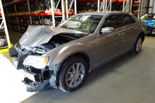 Load image into Gallery viewer, Transfer Case Dodge 300C 2013 - NW176383
