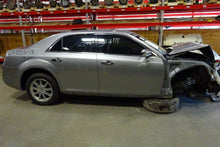Load image into Gallery viewer, Transfer Case Dodge 300C 2013 - NW176383
