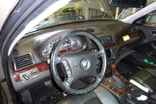 Load image into Gallery viewer, Fog Light BMW 320i 330i 325i 2002 02 2003 03 2004 04 2005 05 - NW82139
