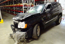 Load image into Gallery viewer, BODY CONTROL MODULE BCM COMPUTER Commander Grand Cherokee 09-10 - NW27329
