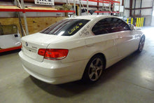 Load image into Gallery viewer, FOG LAMP LIGHT BMW 328i 335i 07 08 09 10 11 12 13 Right - NW82107
