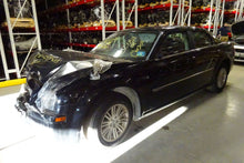 Load image into Gallery viewer, PARKLAMP Chrysler 300 2005 05 2006 06 2007 07 2008 08 09 10 11 12 Left - NW81371
