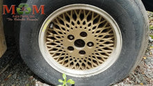 Load image into Gallery viewer, AC COMPRESSOR Cherokee Wagoneer Wrangler 1988 88 89 90 - MM2398934
