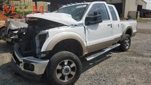 Load image into Gallery viewer, TRANSFER CASE Ford F250SD Pickup F350SD Pickup 13 14 15 - MM2389736
