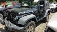 Load image into Gallery viewer, TRANSFER CASE Jeep Wrangler 07 08 09 10 11 - MM2448676
