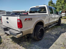 Load image into Gallery viewer, [INVENTORYCAR_YEAR_MAKE_MODEL] TRANSFER CASE - MM2483454
