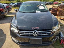 Load image into Gallery viewer, Alternator Volkswagen Passat 2014 - MM2525446
