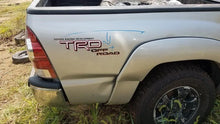 Load image into Gallery viewer, TRANSFER CASE Toyota Tacoma 2005 05 2006 06 2007 07 08 09 10 Manual 6 Cylinder - MM2468926
