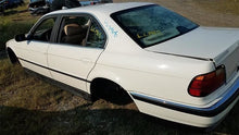 Load image into Gallery viewer, AC COMPRESSOR BMW 740i 1995 95 1996 96 1997 97 - MM2468745
