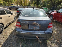 Load image into Gallery viewer, ECU ECM COMPUTER Jetta Golf 2003 03 2004 04 Auto - MM2548303

