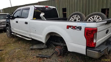 Load image into Gallery viewer, Computer  FORD F250SD PICKUP 2017 - MM2547436
