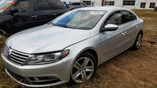 Load image into Gallery viewer, AC COMPRESSOR Passat Audi A3 Golf EOS 2006 06 2007 07 - MM2481984
