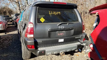 Load image into Gallery viewer, AC COMPRESSOR Toyota 4 Runner FJ Cruiser 2003 03 2004 04 2005 05 06 - 08 09 - MM2598416
