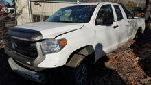Load image into Gallery viewer, ECU ECM Computer Toyota Tundra 2017 - MM2599397

