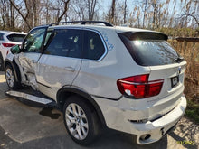 Load image into Gallery viewer, TRANSFER CASE BMW X5 X6 2013 13 2014 14 - MM2698424
