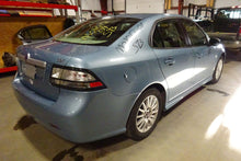 Load image into Gallery viewer, COOLING FAN W MOTOR SAAB 9-3 2003 04 05 06 AUTO - NW64457
