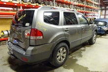 Load image into Gallery viewer, Carrier Assembly Kia Borrego 2009 - NW46696
