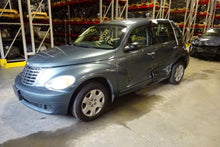 Load image into Gallery viewer, Power Steering Pump  PT CRUISER 2006 - NW162810

