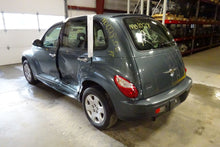 Load image into Gallery viewer, Power Steering Pump  PT CRUISER 2006 - NW162810

