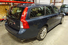 Load image into Gallery viewer, Radio Volvo C30 C70 S40 V50 2009 09 2010 10 2011 11 2012 12 2013 13 Am Fm CD - NW140421
