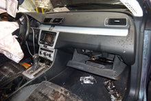 Load image into Gallery viewer, MULTIPLEX CONTROL MODULE COMPUTER Volkswagen CC 09 10 11 12 13 - NW38677
