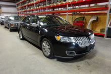 Load image into Gallery viewer, RADIATOR Ford Fusion Lincoln MKZ 2011 11 2012 12 - NW131782
