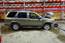 Load image into Gallery viewer, PARKLAMP Nissan Pathfinder 1999 99 2000 00 01 - 04 Left - NW82635
