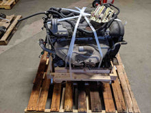 Load image into Gallery viewer, HEADLIGHT LAMP ASSEMBLY Volvo S80 99 00 01 02 03 04 05 06 Left - NW103805
