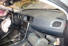 Load image into Gallery viewer, RADIO CONTROL PANEL Volvo C70 S60 S80 XC60 XC70 2011 11 2012 12 2013 13 - NW140329
