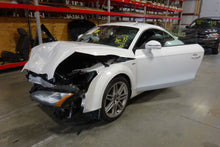 Load image into Gallery viewer, ECU ECM COMPUTER Audi TT 2008 08 2009 09 2.0L - NW58955
