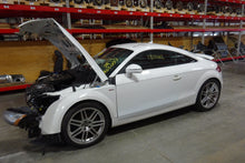 Load image into Gallery viewer, Front Door Glass Audi TT 2008 - NW75442
