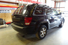 Load image into Gallery viewer, Fog Light Aspen Grand Cherokee Durango Dakota 2005 05 2006 06 07 08 09 10 - NW81580
