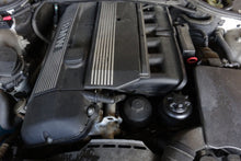Load image into Gallery viewer, AIR BAG COMPUTER X5 M3 320i 2001 01 02 03 04 05 06 - NW29256
