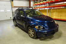 Load image into Gallery viewer, RADIATOR FAN ASSEMBLY PT Cruiser 2001 01 2002 02 2003 03 04 05 - NW63484
