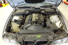 Load image into Gallery viewer, BODY CONTROL MODULE BMW 525i 750i M5 1998 98 - 03 - NW29463
