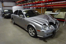Load image into Gallery viewer, Parklamp Jaguar S Type 2000 00 2001 01 02 03 04 - 08 - NW82702
