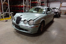 Load image into Gallery viewer, ECU ECM COMPUTER Jaguar S Type 2000 00 2001 01 6 cyl - NW60497

