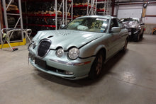 Load image into Gallery viewer, FOG LIGHT Jaguar S Type XJ8 2000 00 2001 01 02 03 04 05 06 07 Left - NW82695
